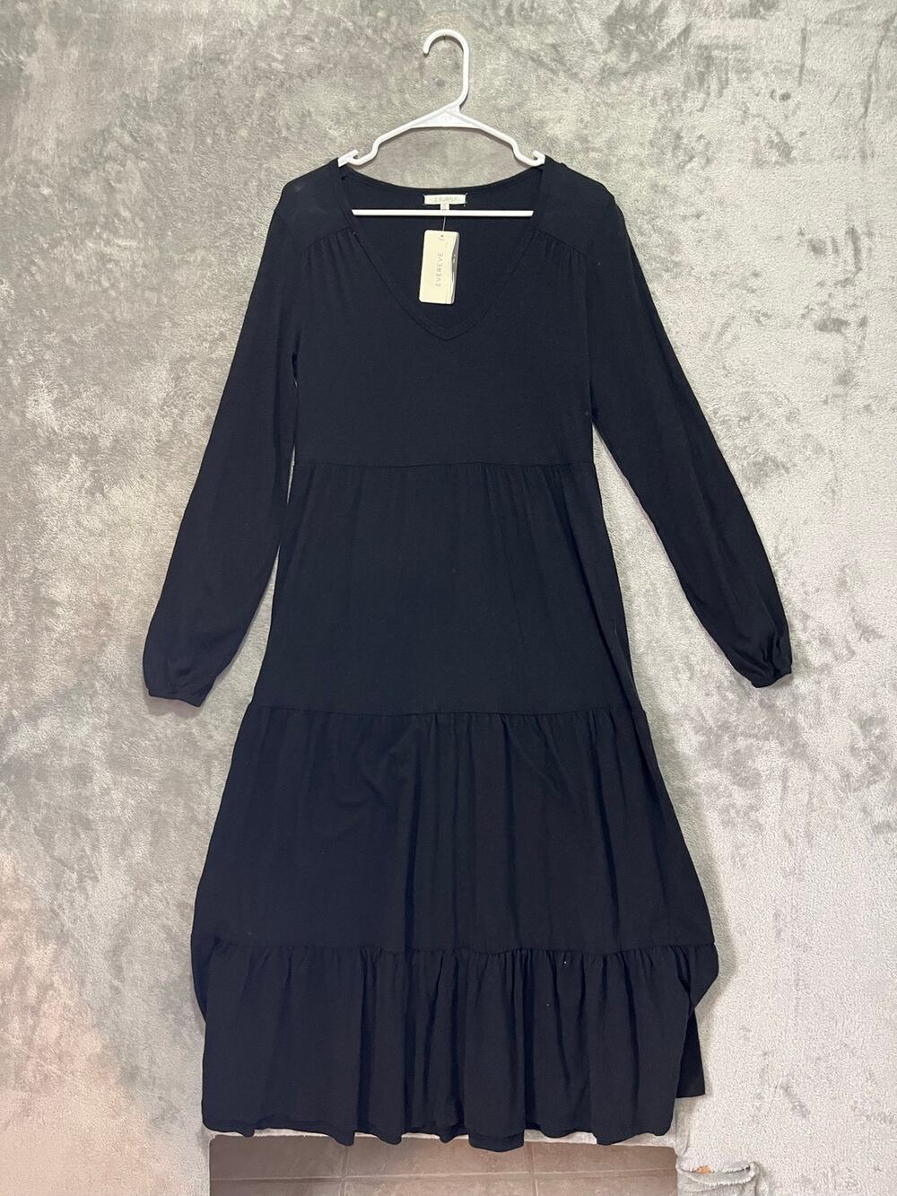 Z Supply Bailey Tiered Midi Dress Black Long Sleeve Minimalist Women’s XS New